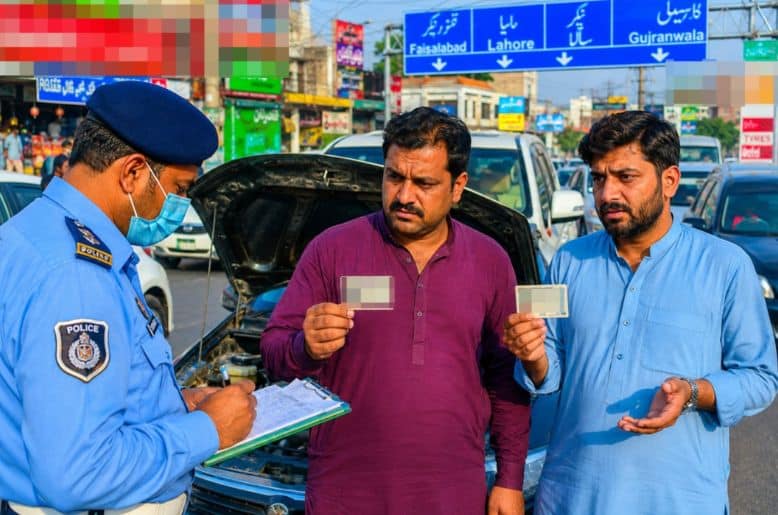 Driving licences of smoke-emitting vehicle owners to be suspended