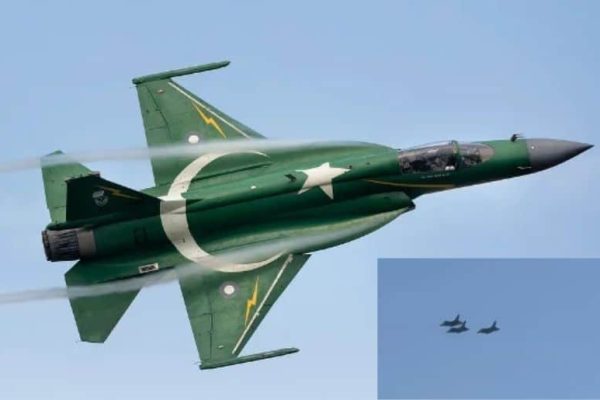 Islamabad skies witness roaring fighter jets