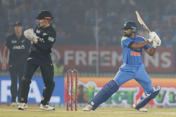 India vs New Zealand: Rohit Sharma out on 24