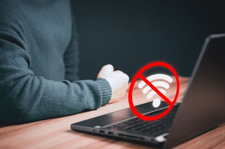 Is internet down in Pakistan today? Users report outages, slow speeds