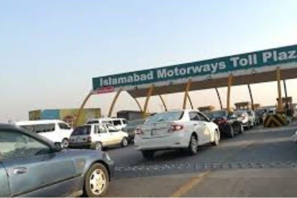Islamabad Cracks Down on Vehicles Without Electronic Tags; Over 166,000 Cars Registered