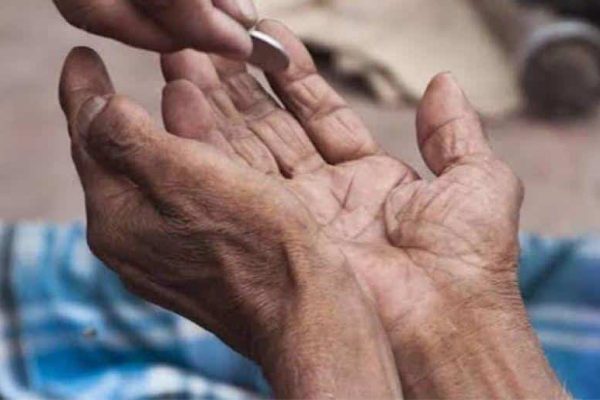 KP govt to monitor beggars through biometrics and modern technology