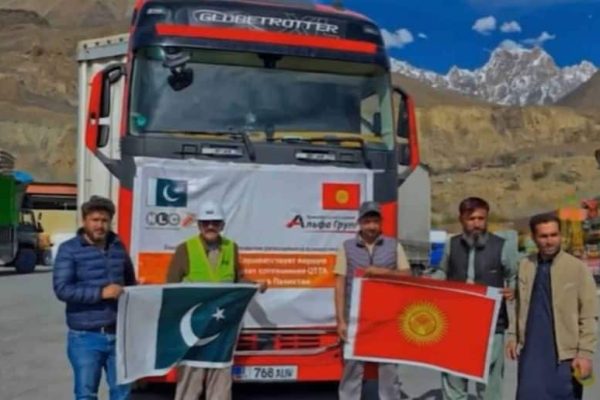 Kyrgyzstan transit truck arrives at Sost, boosting regional connectivity
