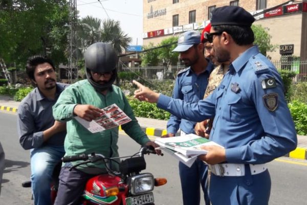 Traffic police launch crackdown to seize violating vehicles