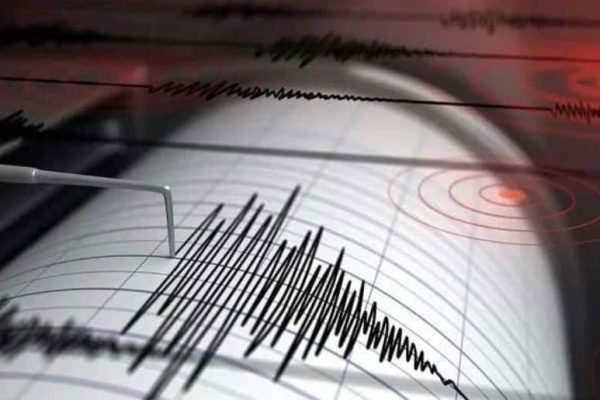 Magnitude 5.2 earthquake jolts parts of Karachi