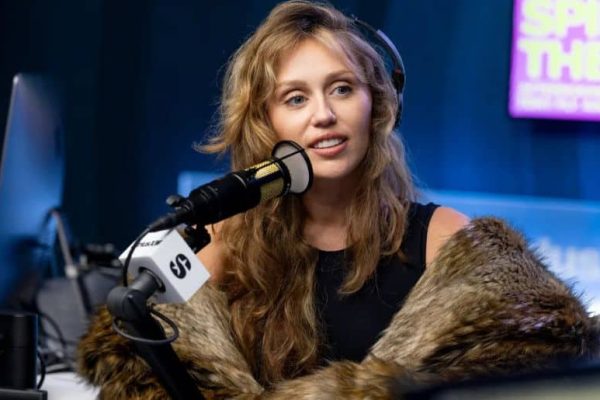 Miley Cyrus’ Avatar Track nominated for Golden Globe Award