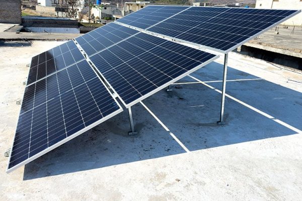 Nepra proposes gross metering for new rooftop solar users