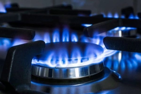 OGRA approves significant gas tariff reduction of up to 8%