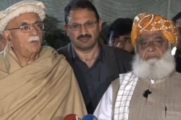 Opposition to hold Feb 8 protest, responds to Islamabad blast