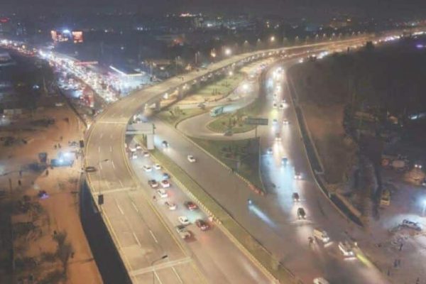 PM Shehbaz inaugurates T-Chowk flyover