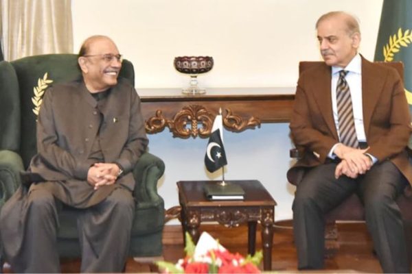 PM Shehbaz meets President Zardari; Discusses regional situation