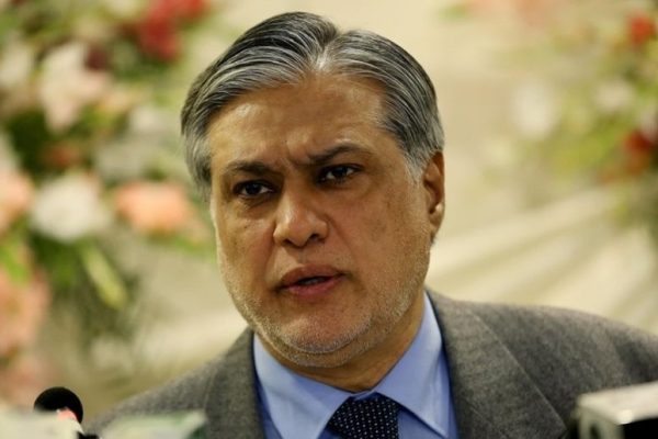 DPM Dar says 11 Pakistanis detained in US return home safely
