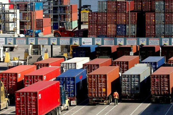 Rising imports push Pakistan trade gap to 46-month high in April