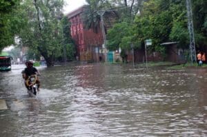 Heavy rain causes widespread LESCO feeder faults in Lahore