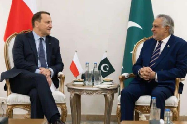 Polish FM lauds Pakistan’s efforts in facilitating Iran–US ceasefire