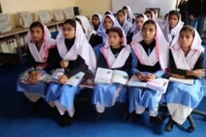 Punjab gives private schools 10 days to offer 10% free education