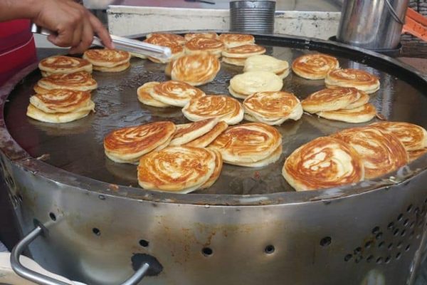 Quetta paratha: Why this crispy street delight is famous across Pakistan 