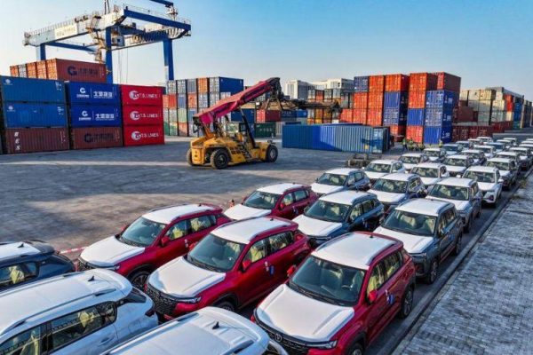 Rules for importing gifts changed for overseas Pakistanis