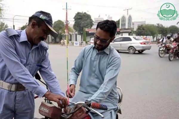 Police launches major crackdown against kite flying, sellers