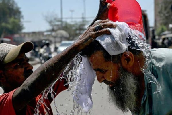 Severe heatwave tightens grip on Sindh, Karachi among worst hit