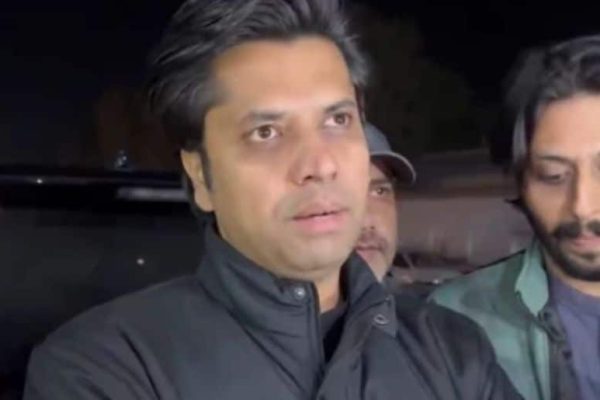 Shafi Jan criticises PTI strikes, calls out leadership
