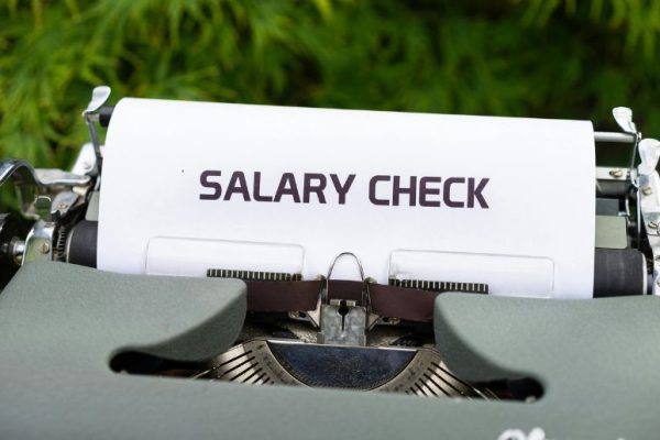 Sindh announces early salaries, pensions ahead of Eid-ul-Azha