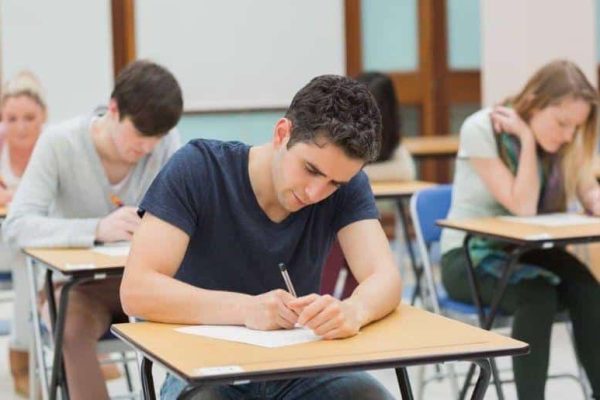 Sindh govt announces lifetime ban on students who cheat in matric, intermediate