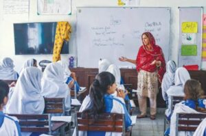 Sindh warns private schools against unapproved fee increase