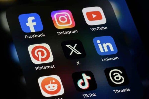 Several social media platforms down, users unable to access platforms