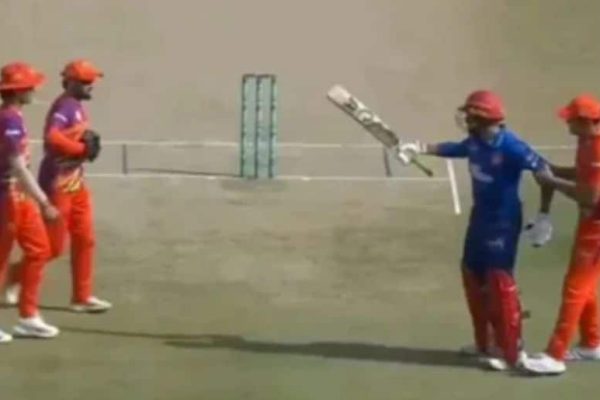 Tensions flare as Amir, Faheem exchange words in PSL 11