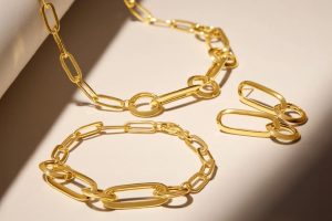 Another major increase pushes gold rate above Rs477,000 per tola