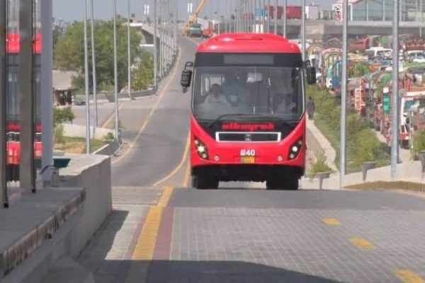 Deputy Commissioner announces restoration of transport in Islamabad