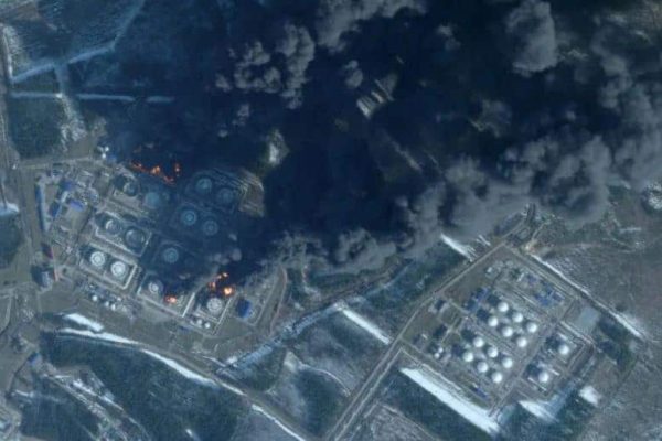 Ukraine targets Russian oil port near Finland border