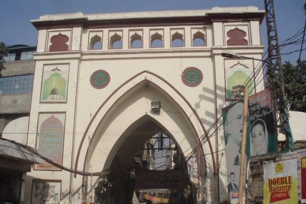 DSP, SHO suspended over Lahore Bhati Gate incident