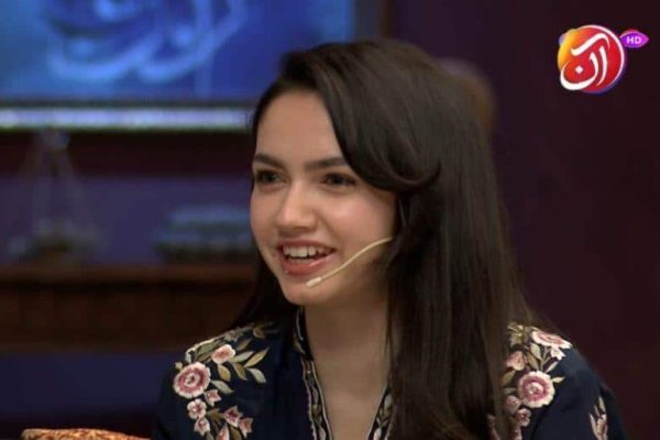 Aina Asif talks about her age, sparks debate on social media