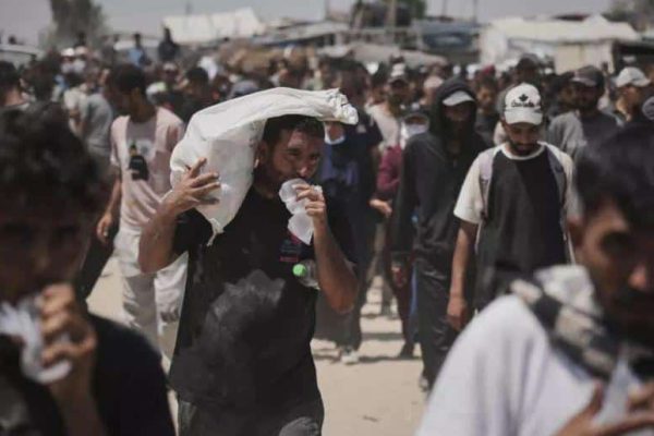 Pakistan’s charity delivers 10,000 iftar meals as aid to Gaza daily