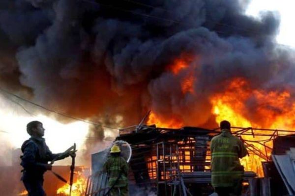 Karachi: Fire breaks out at factory in SITE