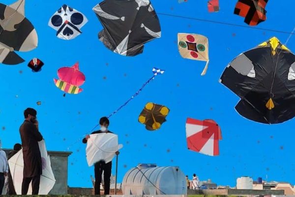 Lahore gears up to celebrate ‘Basant colors’  