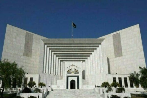 PM’s Rs10bn defamation case: Court rules in favour of Imran Khan
