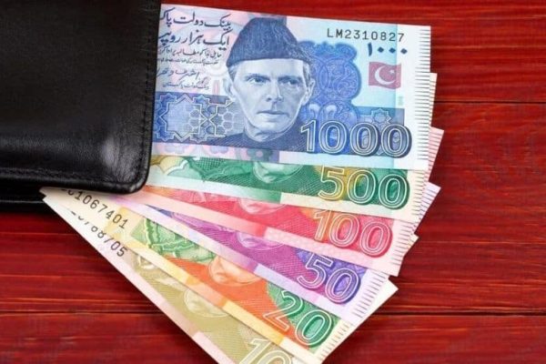 No more cash: Shops to now allow only digital payments