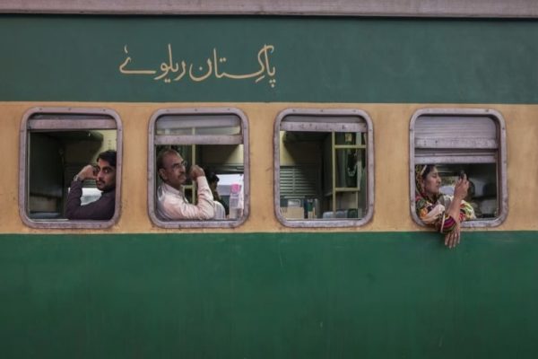 48 railway stations to get free Wi-Fi this year