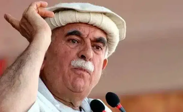 Achakzai calls Imran Khan health reports ‘propaganda’