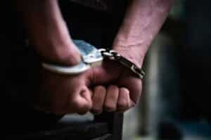 assault traffic wardens Lahore، traffic wardens lahore, arrested lahore traffic police