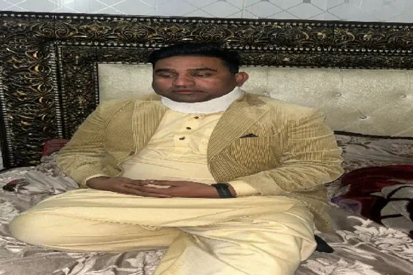 Journalist assaulted during KP CM’s visit to Lahore, action demanded