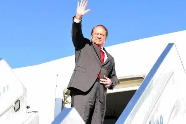 Nawaz Sharif Returns to London