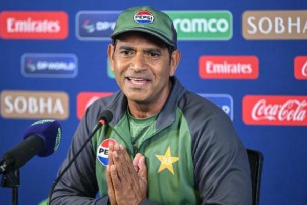 Aaqib warns growing league culture is harmful to test cricket development