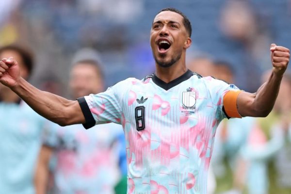 Belgium crush US to end World Cup run after FIFA controversy