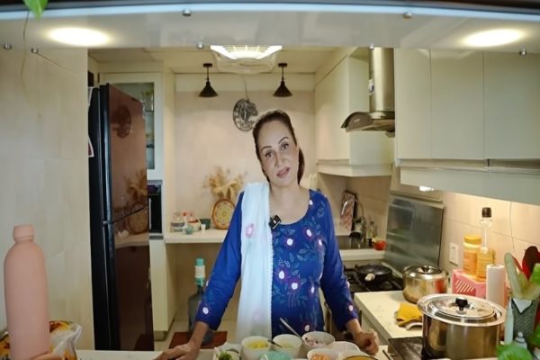 Is Bushra Ansari making $10,000 from YouTube?