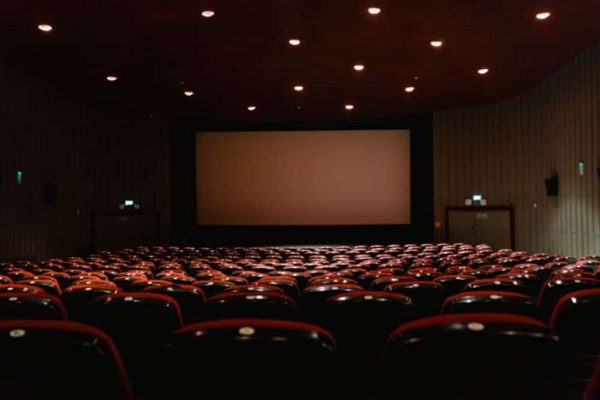 Govt announces new timings for Punjab, Islamabad cinemas