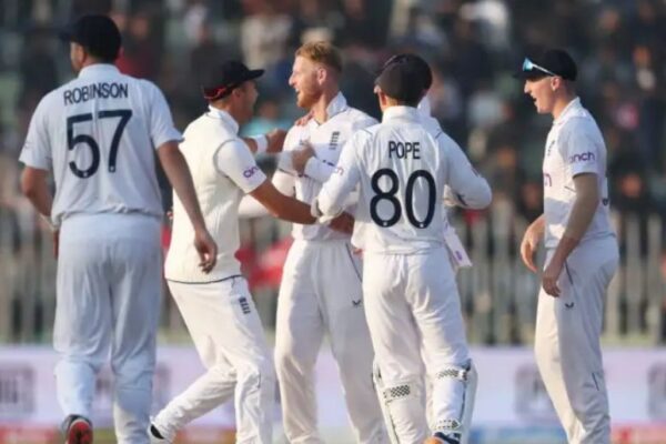 England 16-member test squad